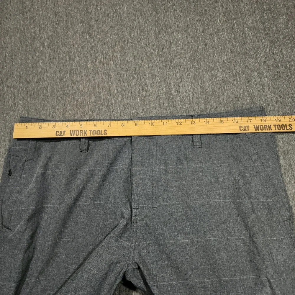 Hang Ten Hybrid Board Short 36 x10‎ Men Gray Plaid Flat Front Swim Golf Tech 20